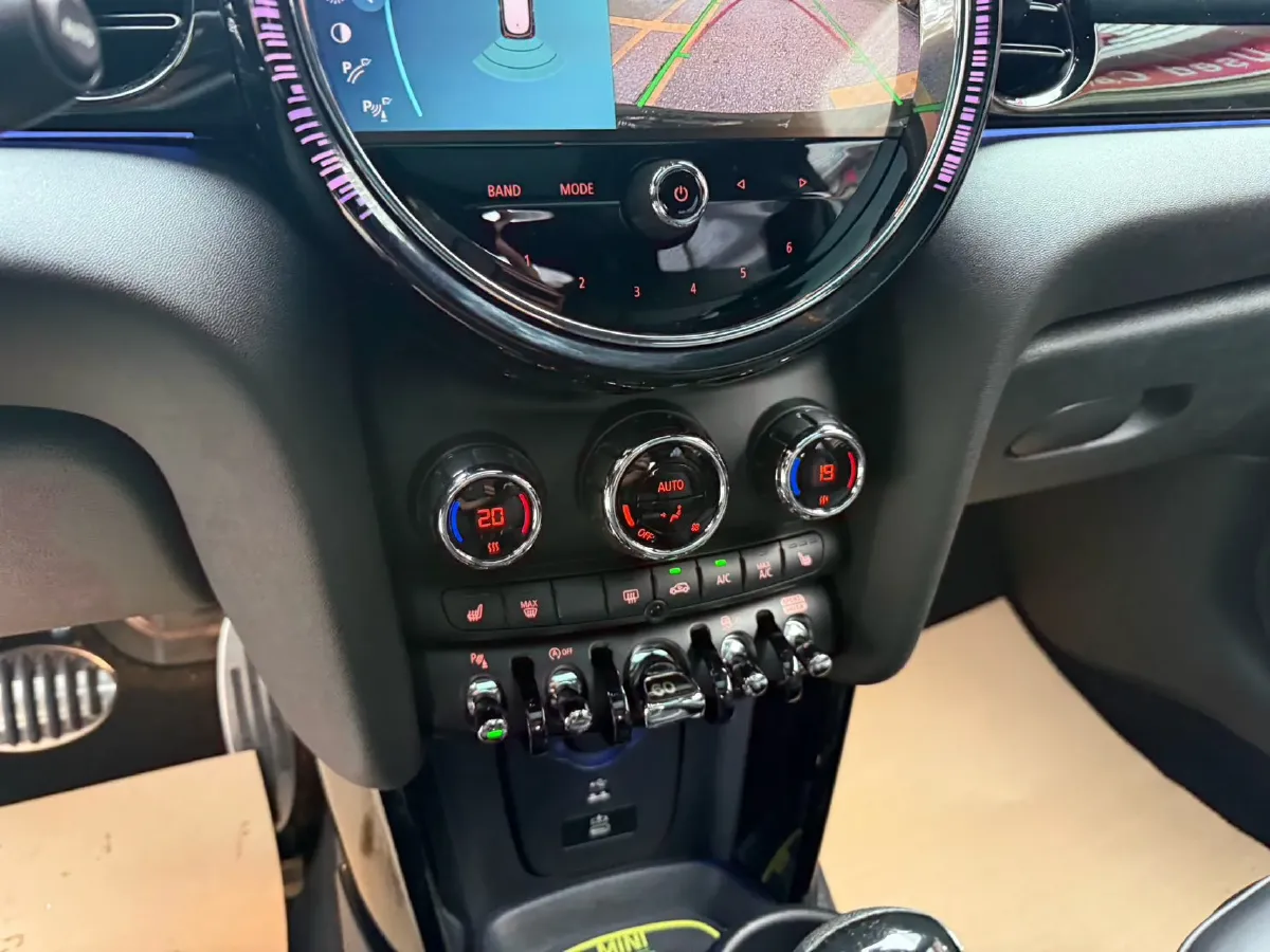 2023 MINI JCW 2.0T 231HP L4 8AT,autocango,china used car exporter,china ev exporter,chinese used car exporter,chinese used ev exporter