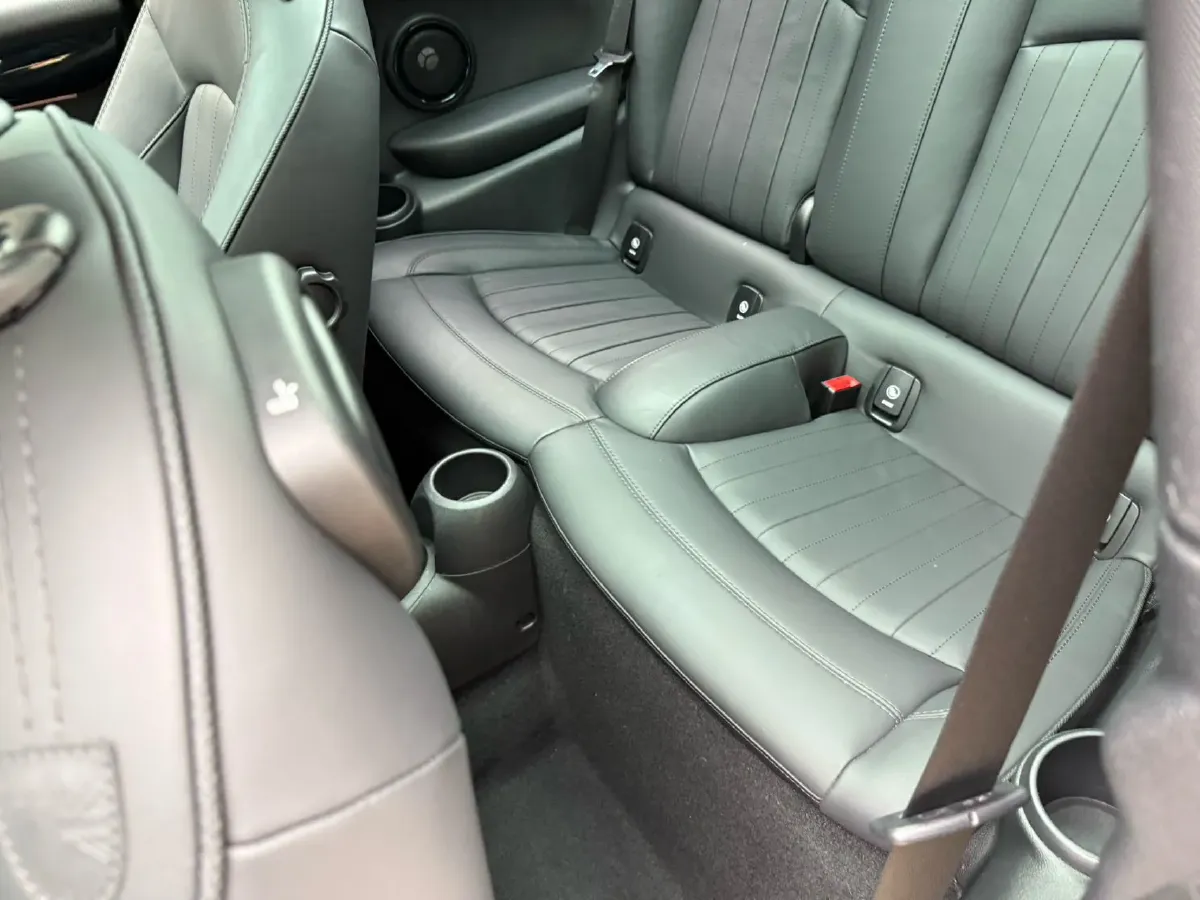2023 MINI JCW 2.0T 231HP L4 8AT,autocango,china used car exporter,china ev exporter,chinese used car exporter,chinese used ev exporter
