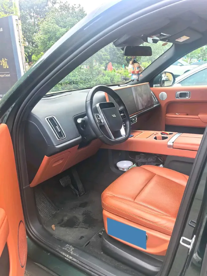 2023 Li L8 Range Extended 154HP REEV 40.9KWH,autocango,china used car exporter,china ev exporter,chinese used car exporter,chinese used ev exporter
