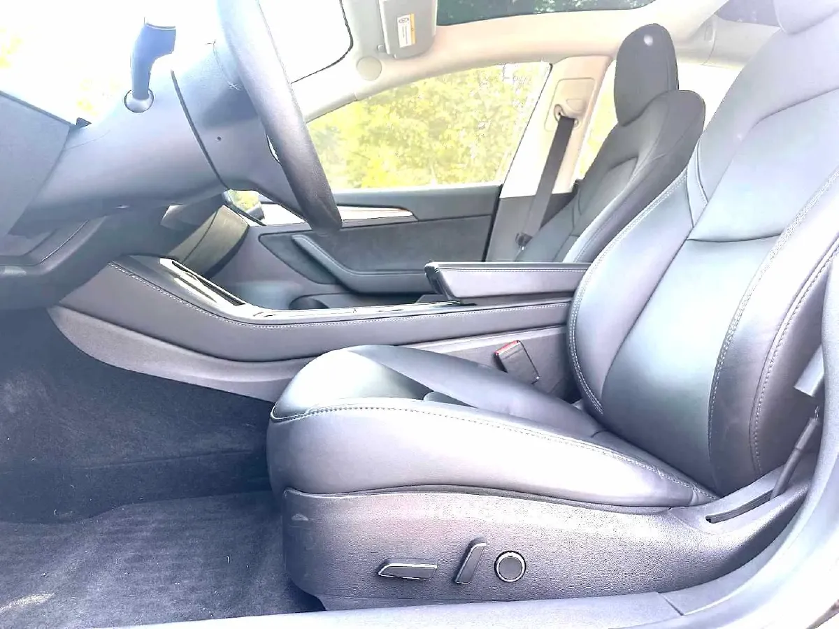 2022 Tesla Model 3 BEV 60KWH,autocango,china used car exporter,china ev exporter,chinese used car exporter,chinese used ev exporter