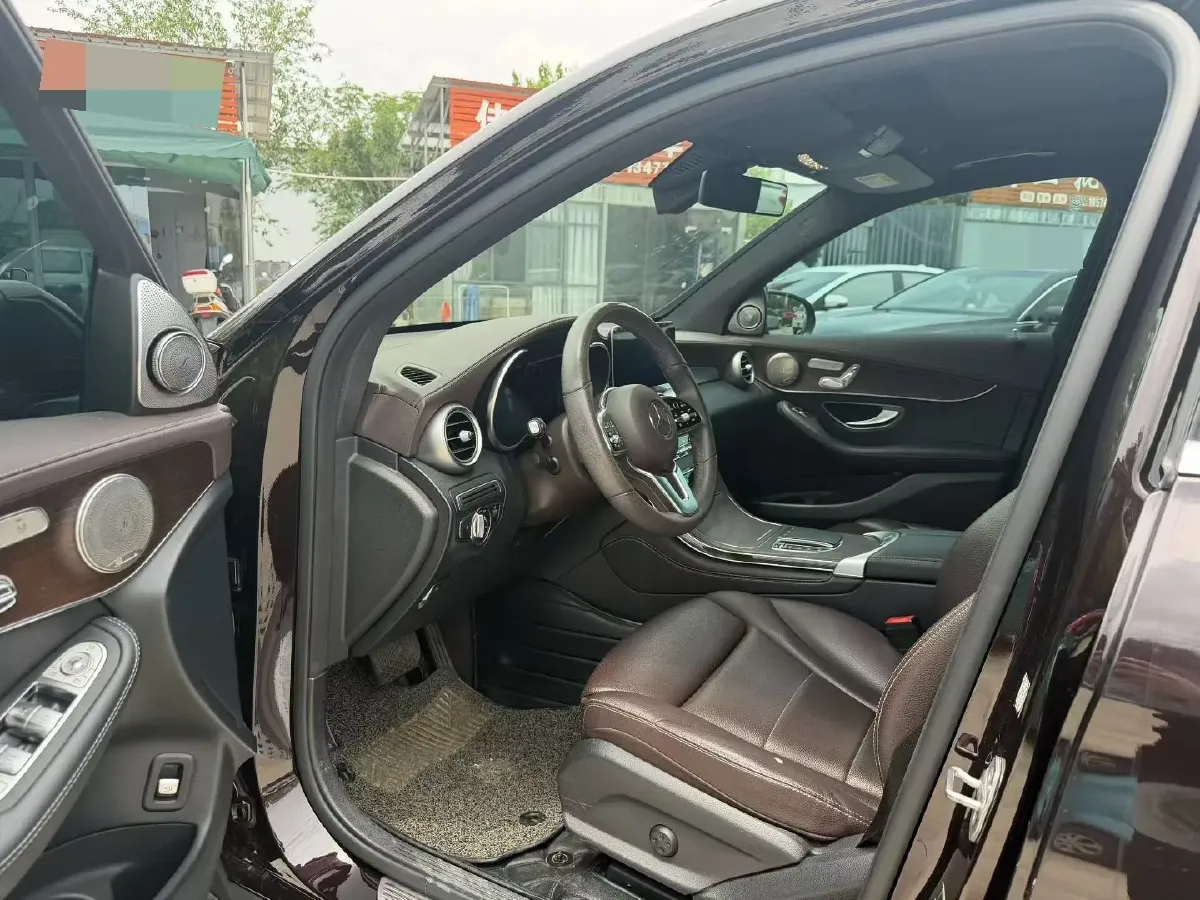 2021 Mercedes-Benz GLC Class 2.0T 197HP L4 9AT,autocango,china used car exporter,china ev exporter,chinese used car exporter,chinese used ev exporter