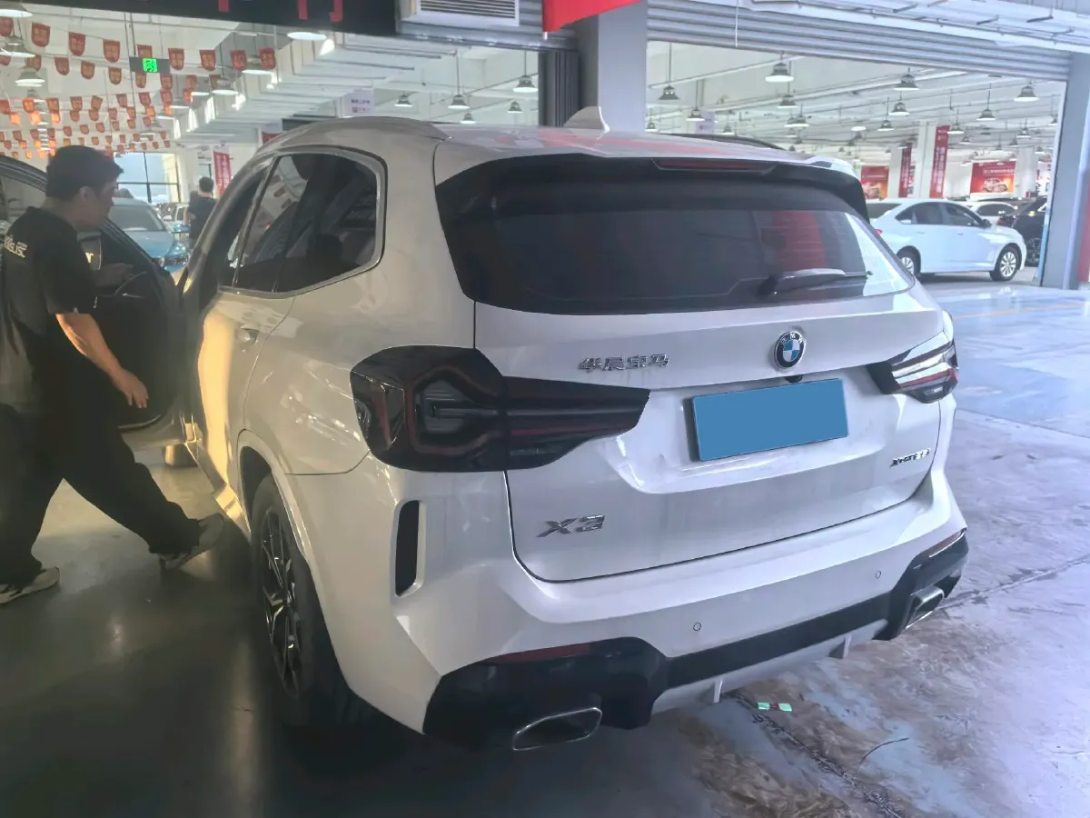 2022 BMW X3 2.0T 184HP L4 8AT,autocango,china used car exporter,china ev exporter,chinese used car exporter,chinese used ev exporter