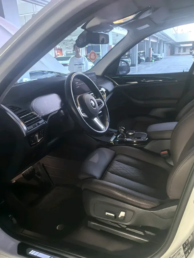 2022 BMW X3 2.0T 184HP L4 8AT,autocango,china used car exporter,china ev exporter,chinese used car exporter,chinese used ev exporter