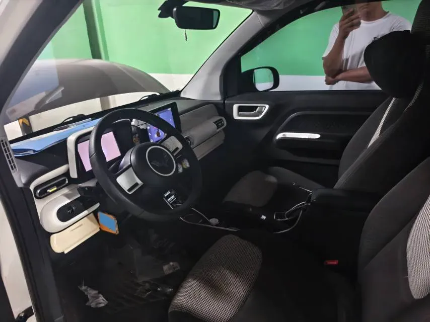 2024 WuLing HongGuang MINI EV BEV 17.3KWH,autocango,china used car exporter,china ev exporter,chinese used car exporter,chinese used ev exporter