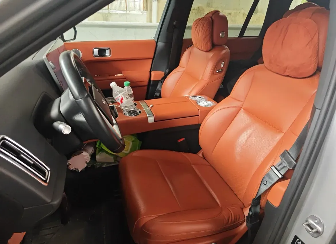 2023 Li L8 Range Extended 154HP REEV 40.9KWH,autocango,china used car exporter,china ev exporter,chinese used car exporter,chinese used ev exporter