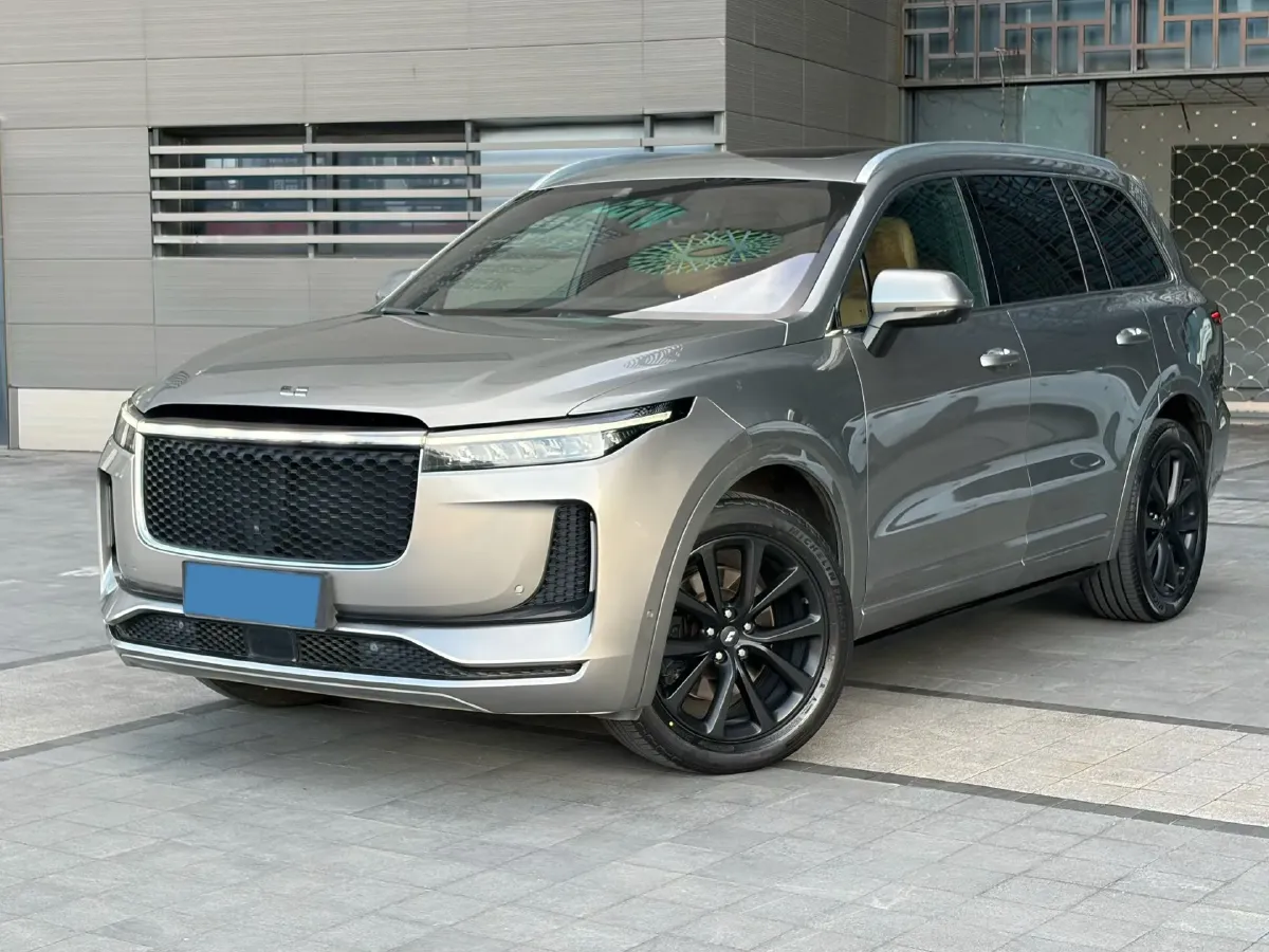 2020 Li ONE Range Extended 131HP REEV 40.5KWH,autocango,china used car exporter,china ev exporter,chinese used car exporter,chinese used ev exporter