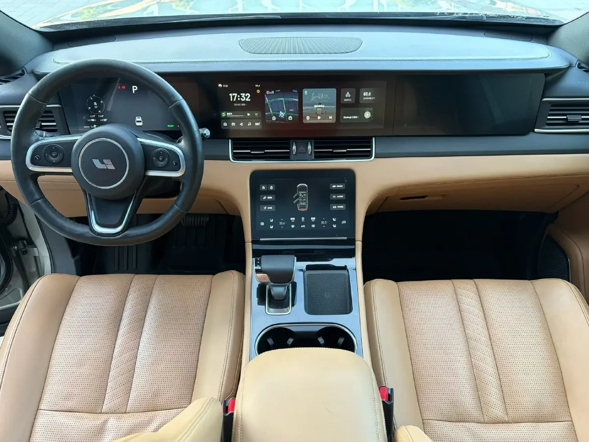2020 Li ONE Range Extended 131HP REEV 40.5KWH,autocango,china used car exporter,china ev exporter,chinese used car exporter,chinese used ev exporter