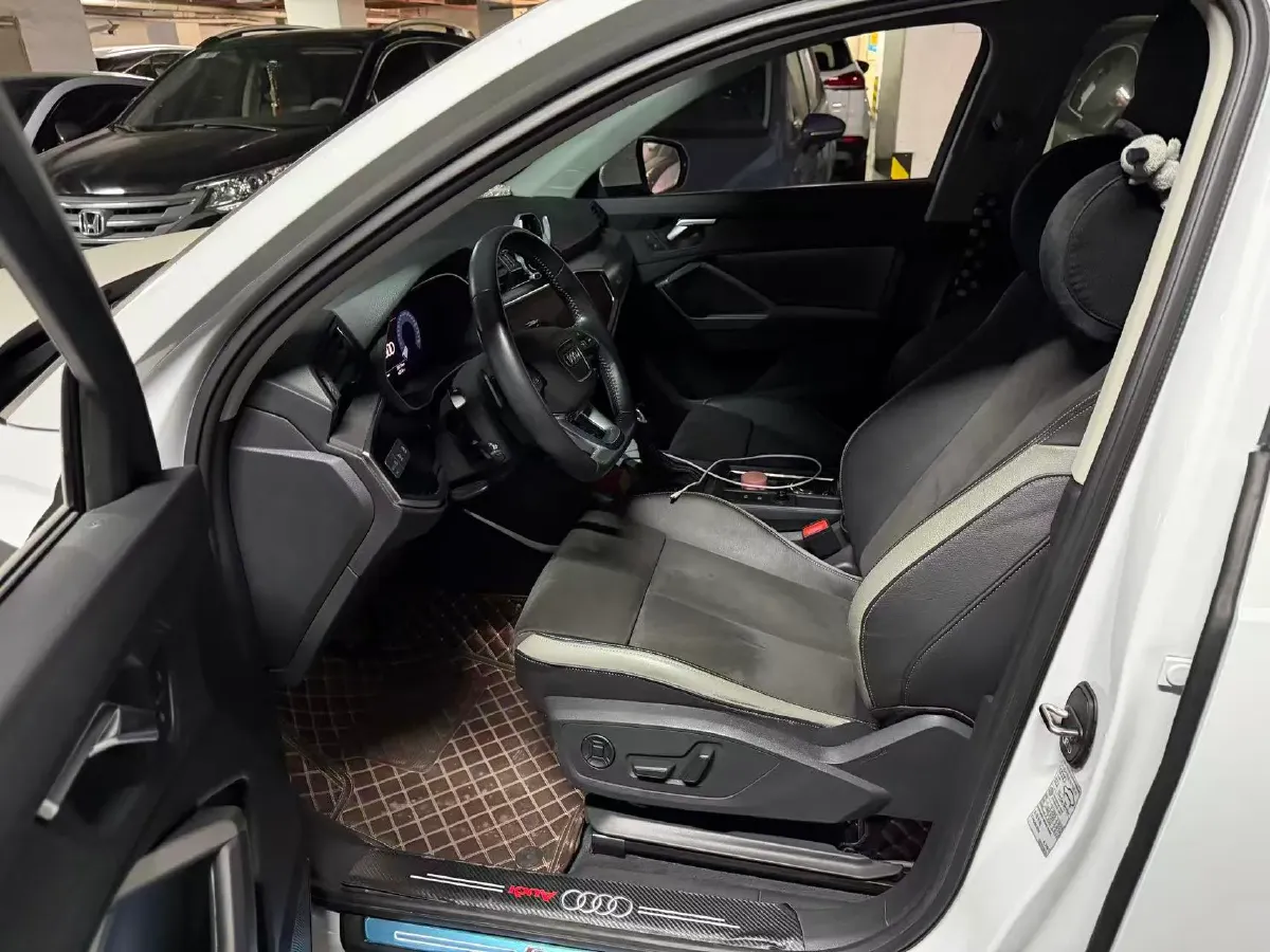 2021 Audi Q3 1.4T 150HP L4 7DCT,autocango,china used car exporter,china ev exporter,chinese used car exporter,chinese used ev exporter