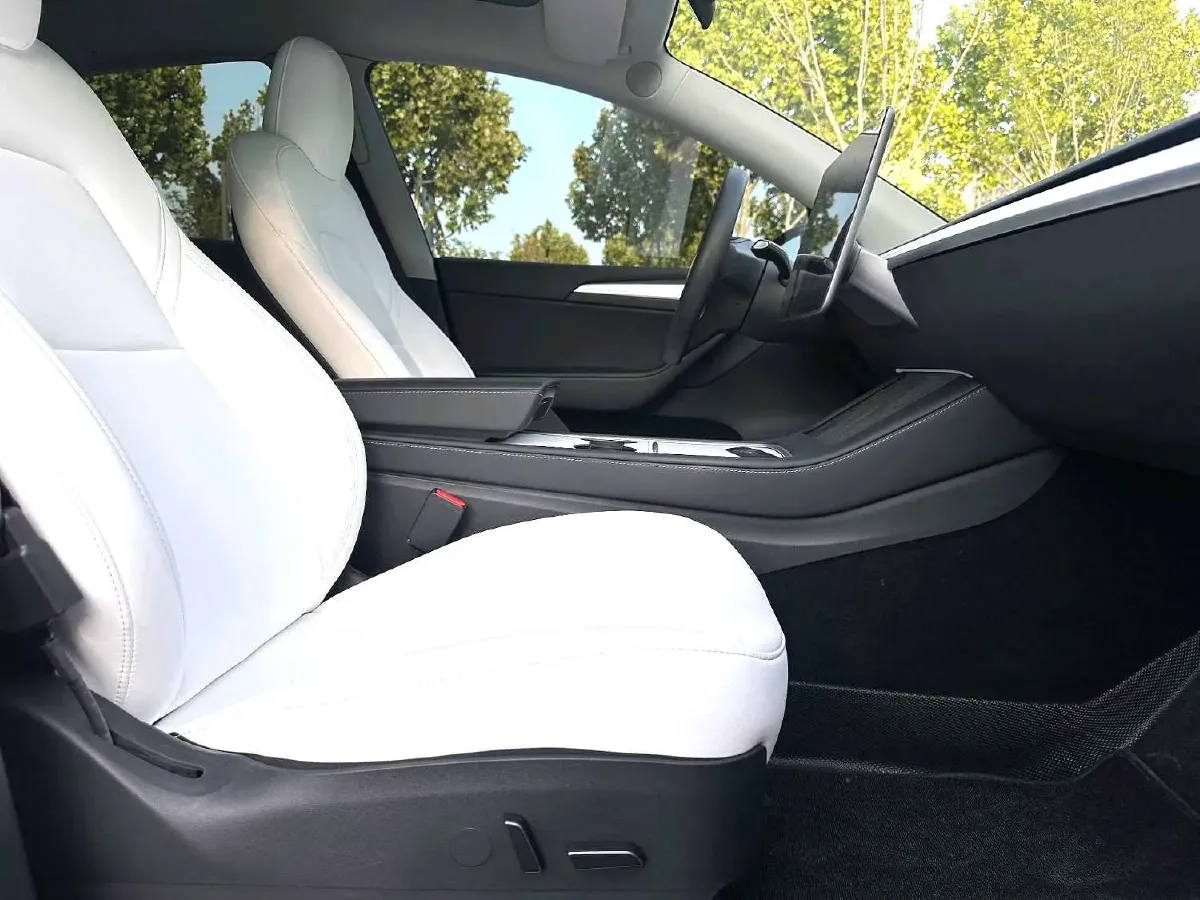 2021 Tesla Model Y BEV 60KWH,autocango,china used car exporter,china ev exporter,chinese used car exporter,chinese used ev exporter