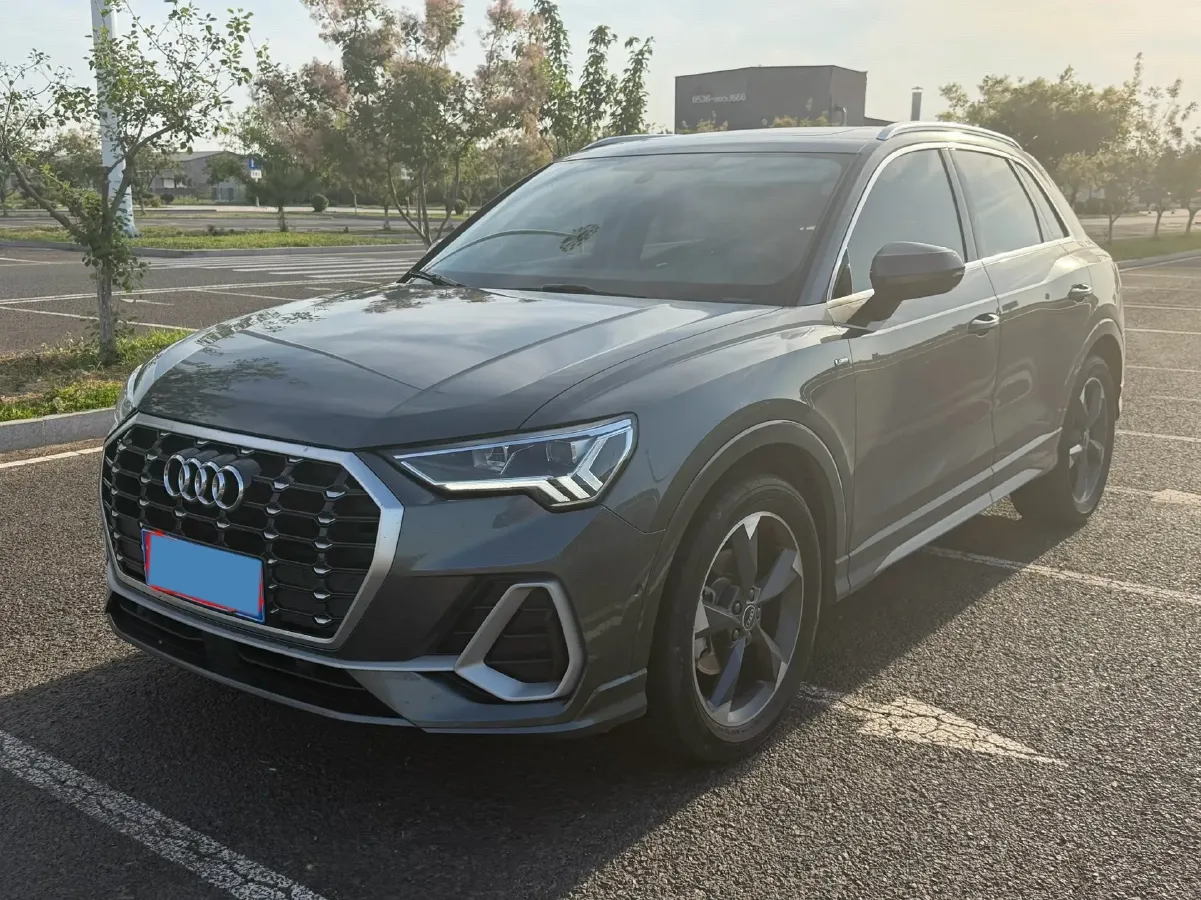 2022 Audi Q3 1.4T 150HP L4 7DCT,autocango,china used car exporter,china ev exporter,chinese used car exporter,chinese used ev exporter