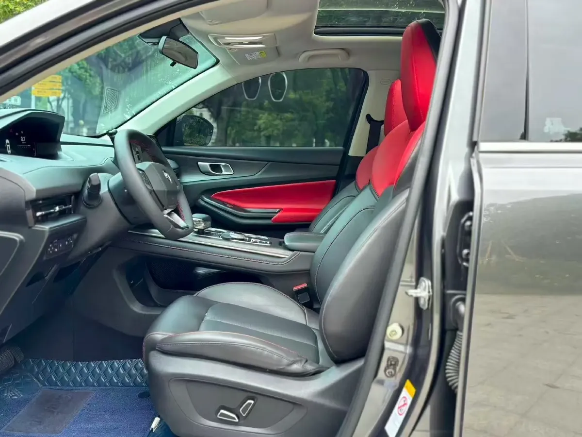 2022 ChangAn CS55 Plus 1.5T 180HP L4 7DCT,autocango,china used car exporter,china ev exporter,chinese used car exporter,chinese used ev exporter