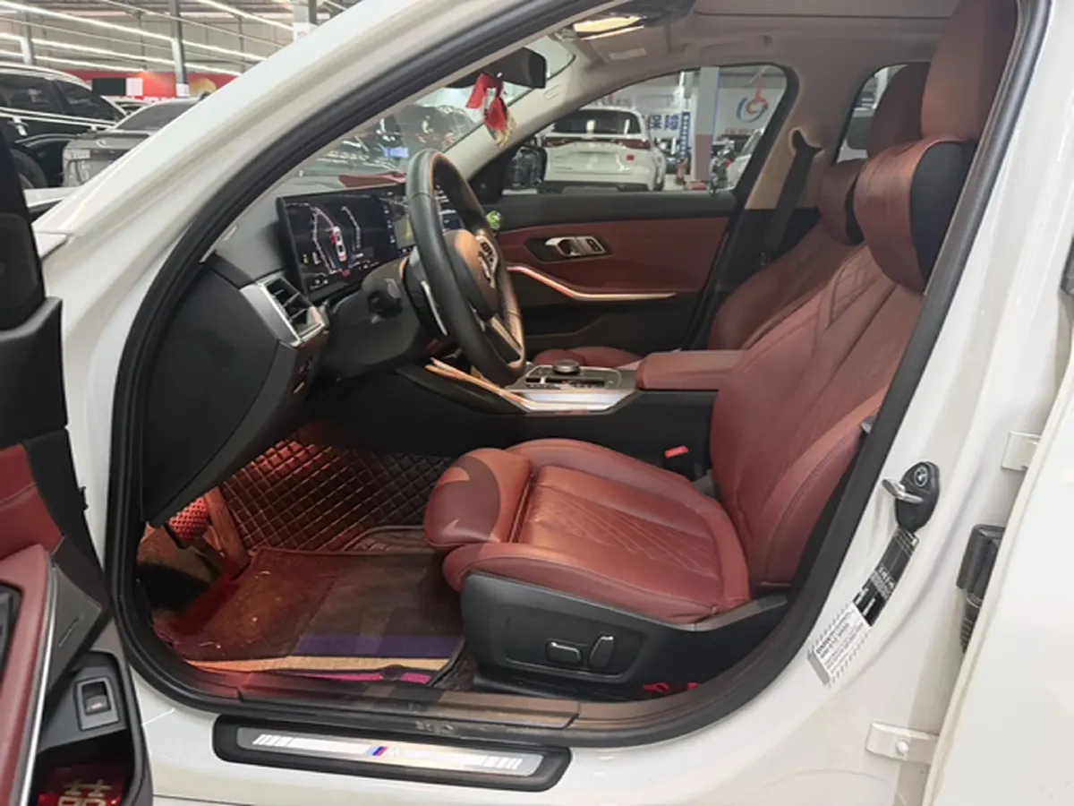 2024 BMW 3 Series 2.0T 184HP L4 8AT,autocango,china used car exporter,china ev exporter,chinese used car exporter,chinese used ev exporter