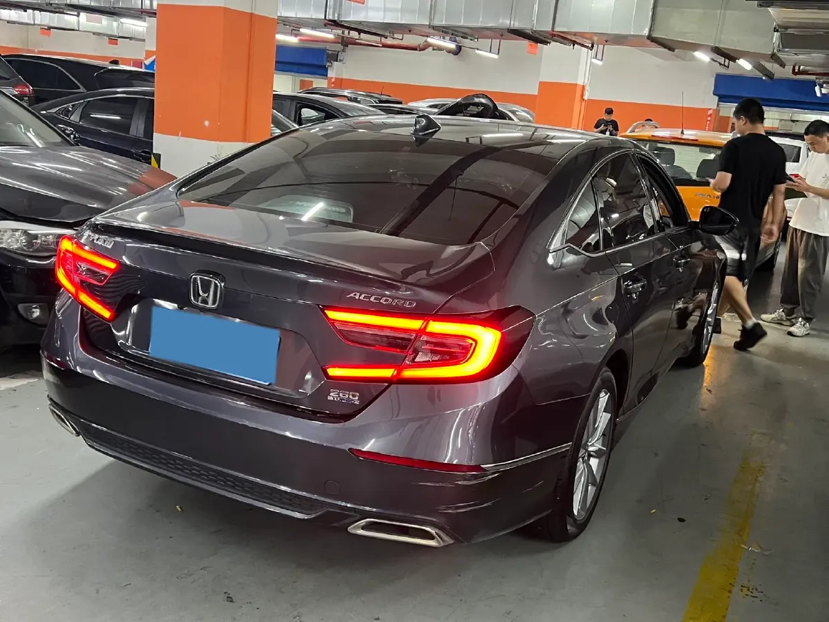 2022 Honda Accord 1.5T 194HP L4 CVT,autocango,china used car exporter,china ev exporter,chinese used car exporter,chinese used ev exporter
