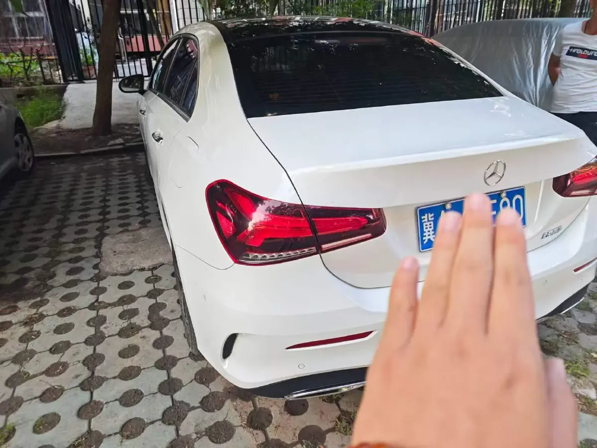 2022 Mercedes-Benz A Class 1.3T 163HP L4 7DCT,autocango,china used car exporter,china ev exporter,chinese used car exporter,chinese used ev exporter