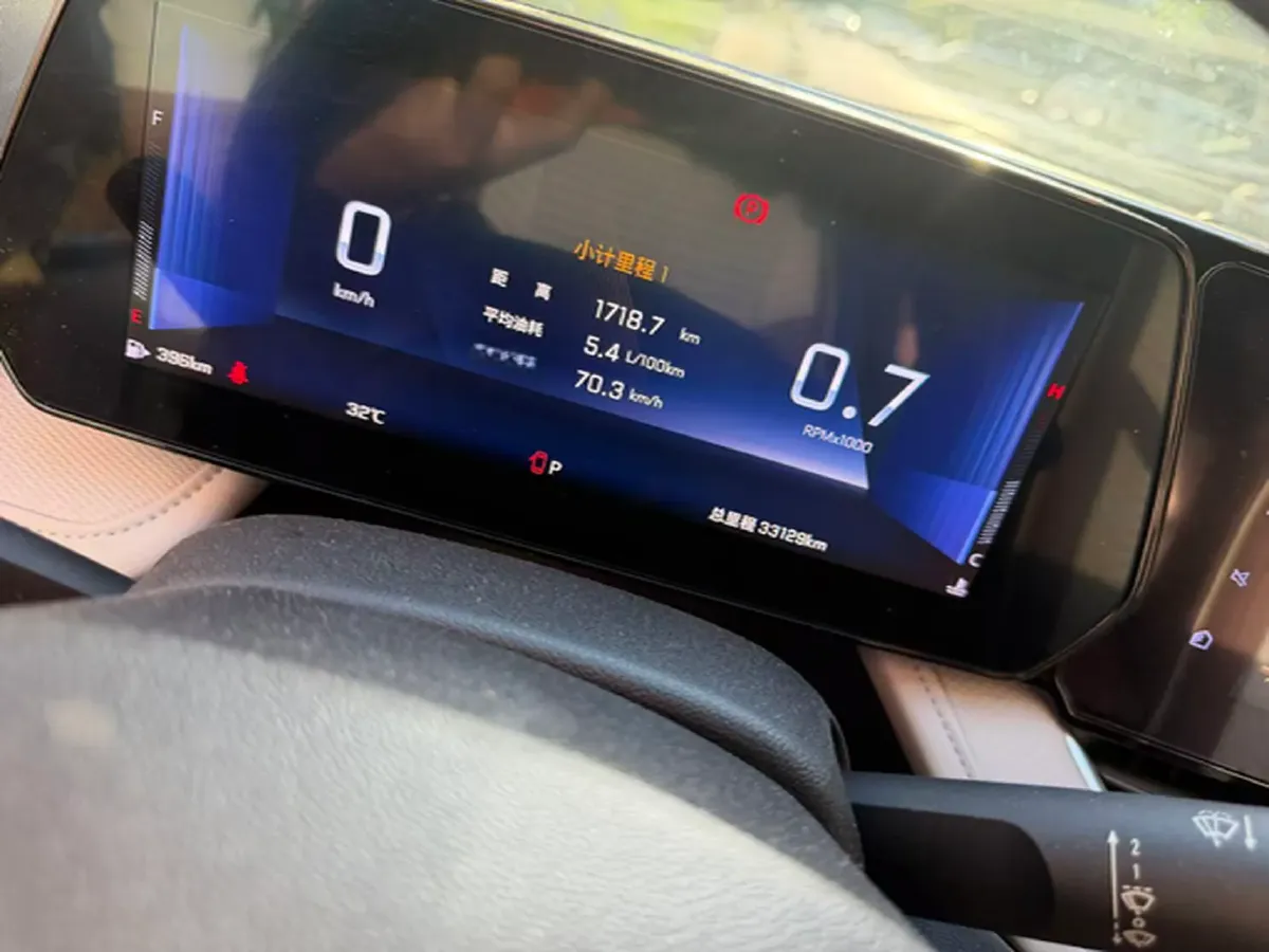 2023 Chevrolet Monza 1.5L 113HP L4 6DCT,autocango,china used car exporter,china ev exporter,chinese used car exporter,chinese used ev exporter