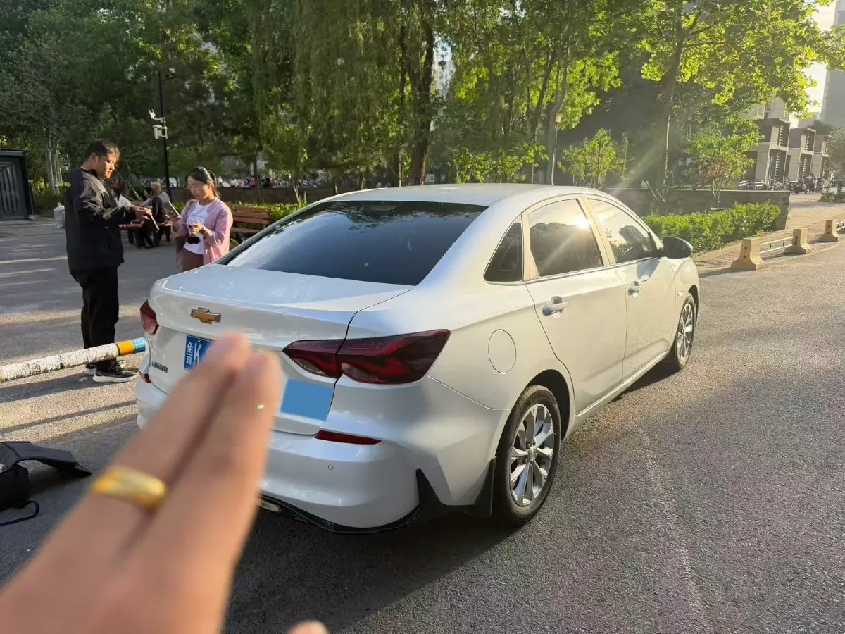 2023 Chevrolet Monza 1.5L 113HP L4 6DCT,autocango,china used car exporter,china ev exporter,chinese used car exporter,chinese used ev exporter