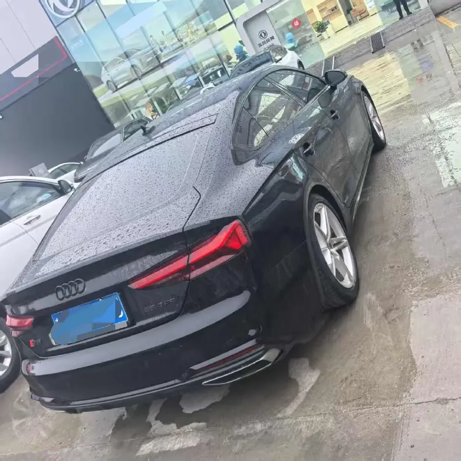 2022 Audi A5 2.0T 204HP L4 7DCT,autocango,china used car exporter,china ev exporter,chinese used car exporter,chinese used ev exporter