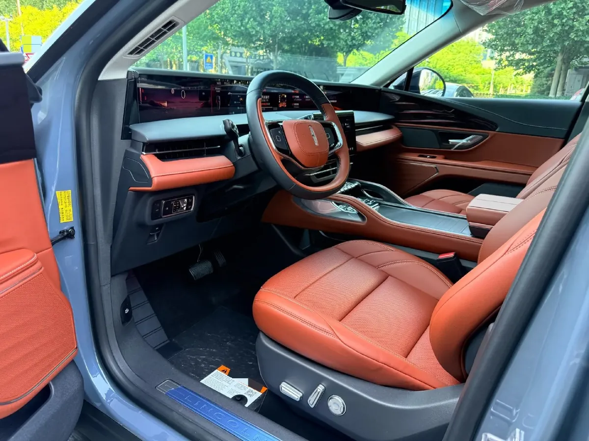2025 Lincoln Nautilus 2.0T 282HP L4 E-CVT Hybrid,autocango,china used car exporter,china ev exporter,chinese used car exporter,chinese used ev exporter