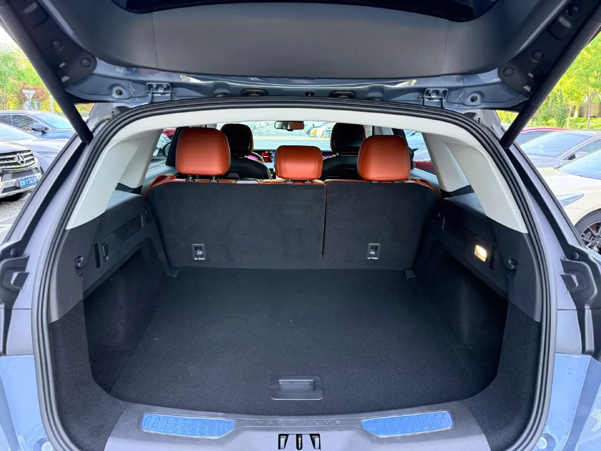 2025 Lincoln Nautilus 2.0T 282HP L4 E-CVT Hybrid,autocango,china used car exporter,china ev exporter,chinese used car exporter,chinese used ev exporter