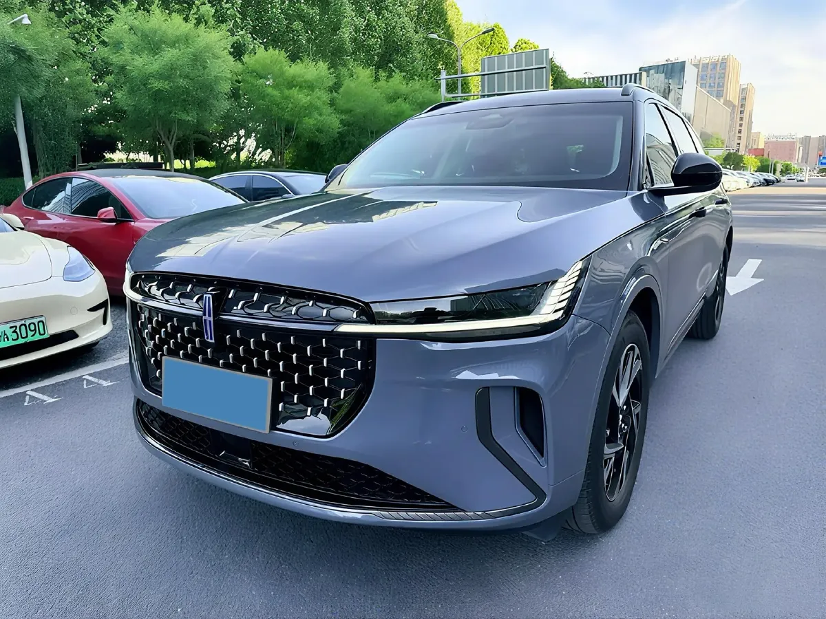 2025 Lincoln Nautilus 2.0T 282HP L4 E-CVT Hybrid,autocango,china used car exporter,china ev exporter,chinese used car exporter,chinese used ev exporter