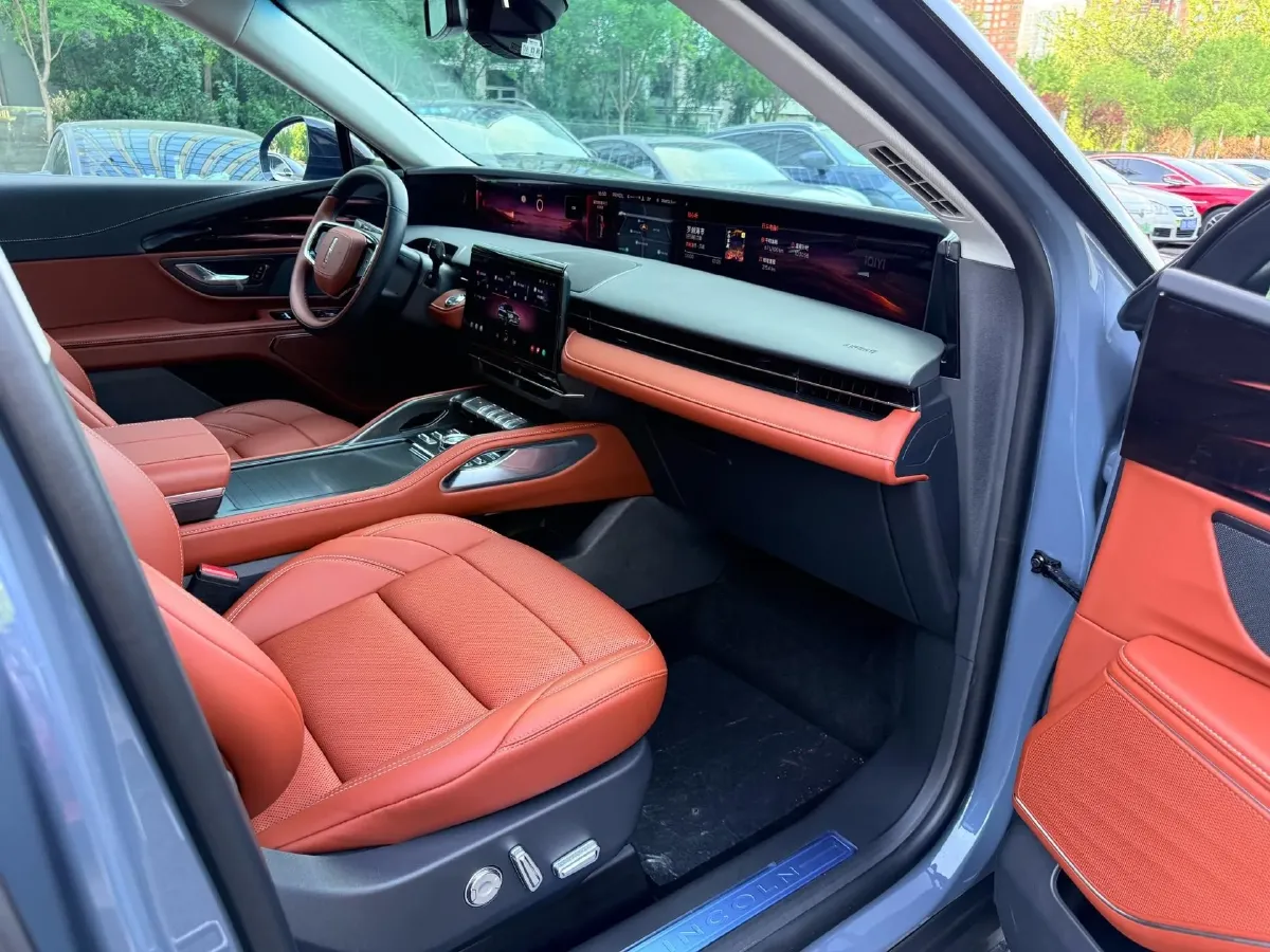 2025 Lincoln Nautilus 2.0T 282HP L4 E-CVT Hybrid,autocango,china used car exporter,china ev exporter,chinese used car exporter,chinese used ev exporter