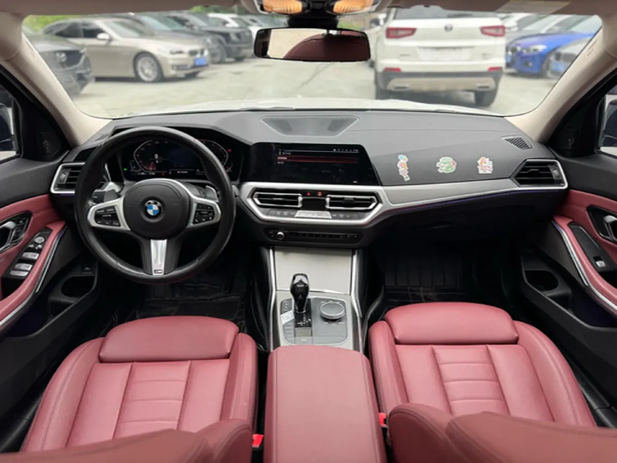 2021 BMW 3 Series 2.0T 184HP L4 8AT,autocango,china used car exporter,china ev exporter,chinese used car exporter,chinese used ev exporter