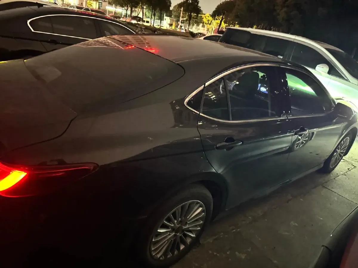 2024 Toyota Camry 2.0L 152HP L4 E-CVT Hybrid,autocango,china used car exporter,china ev exporter,chinese used car exporter,chinese used ev exporter