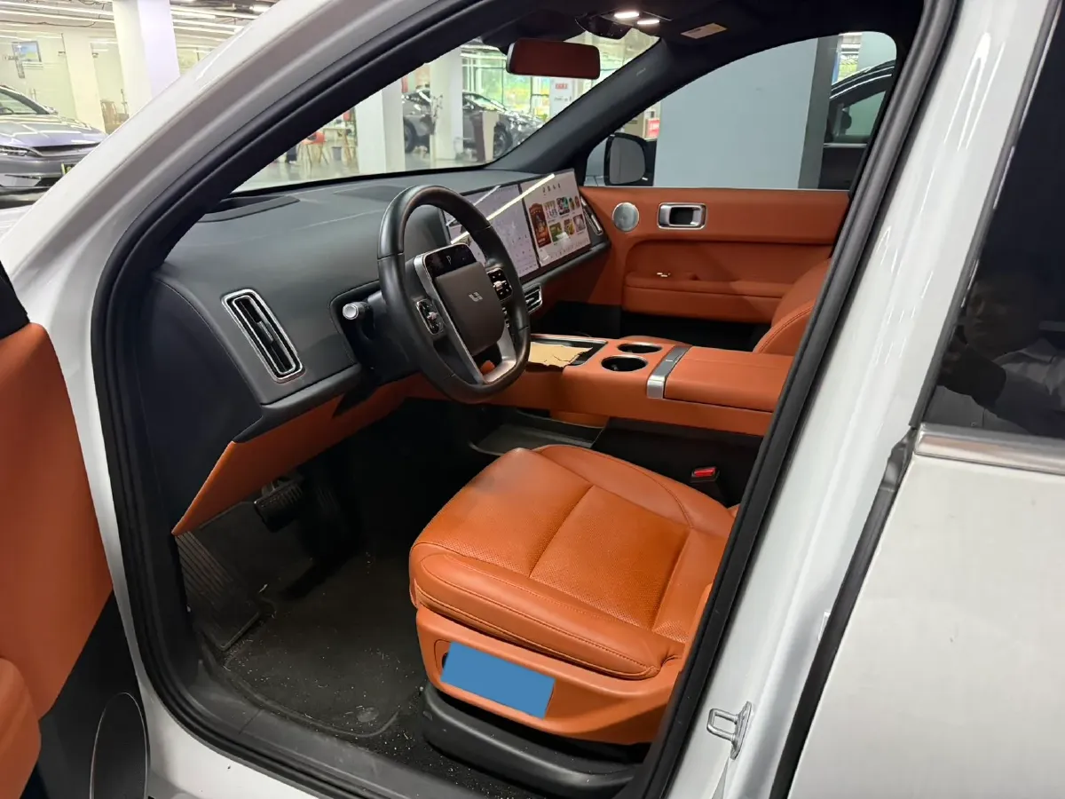 2024 Li L6 Range Extended 154HP L4 REEV 36.8KWH,autocango,china used car exporter,china ev exporter,chinese used car exporter,chinese used ev exporter