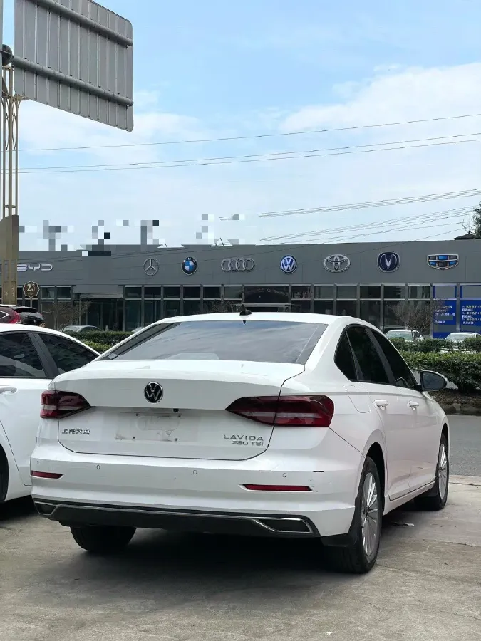 2021 Volkswagen Lavida 1.5L 113HP L4 6AT,autocango,china used car exporter,china ev exporter,chinese used car exporter,chinese used ev exporter