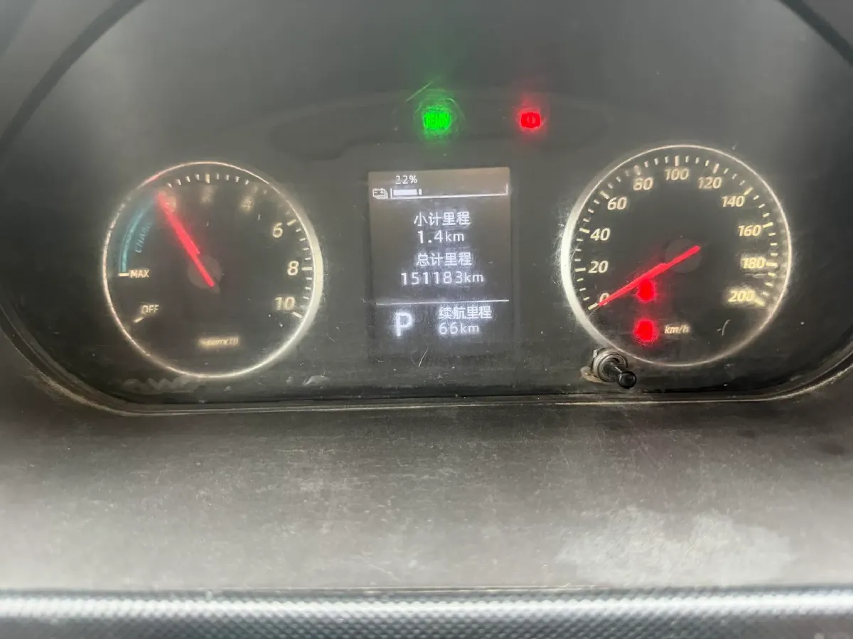 2022 WuLing RongGuang Mini Truck EV BEV 41.5KWH,autocango,china used car exporter,china ev exporter,chinese used car exporter,chinese used ev exporter