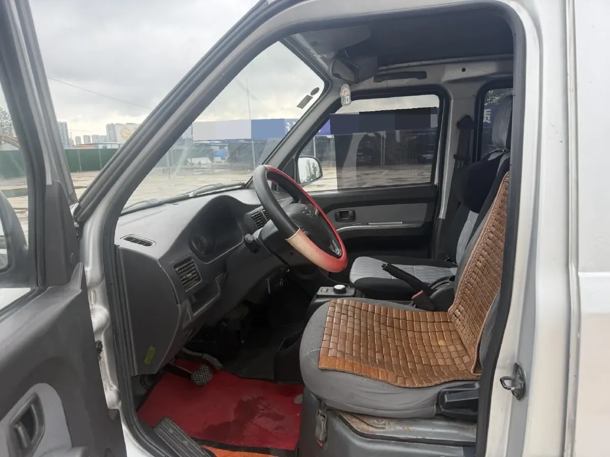 2022 WuLing RongGuang Mini Truck EV BEV 41.5KWH,autocango,china used car exporter,china ev exporter,chinese used car exporter,chinese used ev exporter
