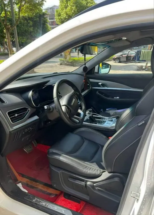 2022 Jetour X70 1.5T 156HP L4 6DCT,autocango,china used car exporter,china ev exporter,chinese used car exporter,chinese used ev exporter