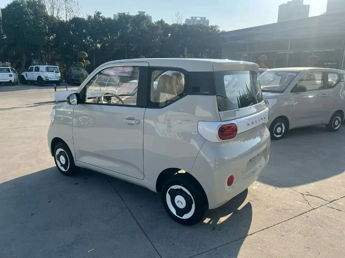 2024 WuLing HongGuang MINI EV BEV 17.3KWH,autocango,china used car exporter,china ev exporter,chinese used car exporter,chinese used ev exporter