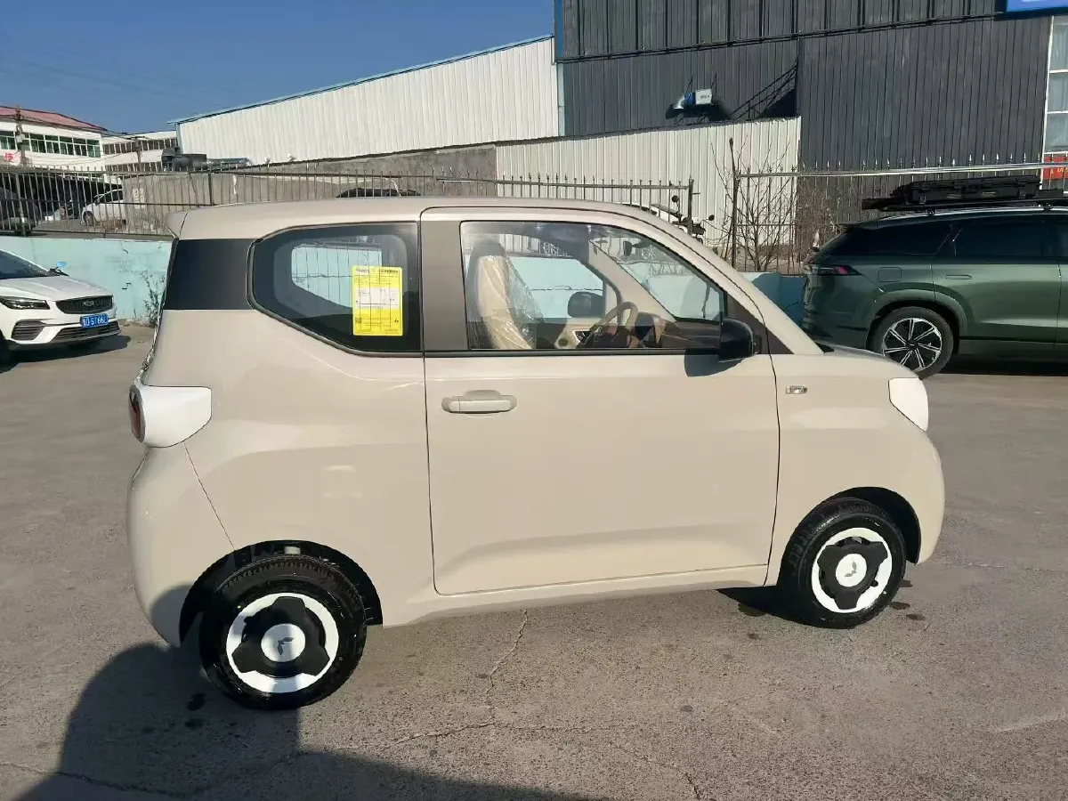 2024 WuLing HongGuang MINI EV BEV 17.3KWH,autocango,china used car exporter,china ev exporter,chinese used car exporter,chinese used ev exporter