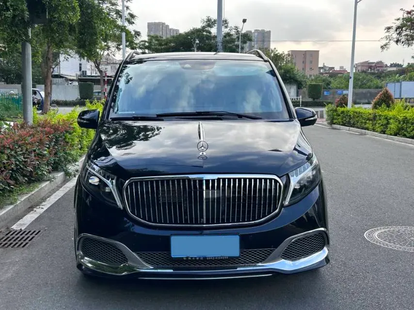 2022 Mercedes-Benz V Class 2.0T 211HP L4 9AT,autocango,china used car exporter,china ev exporter,chinese used car exporter,chinese used ev exporter