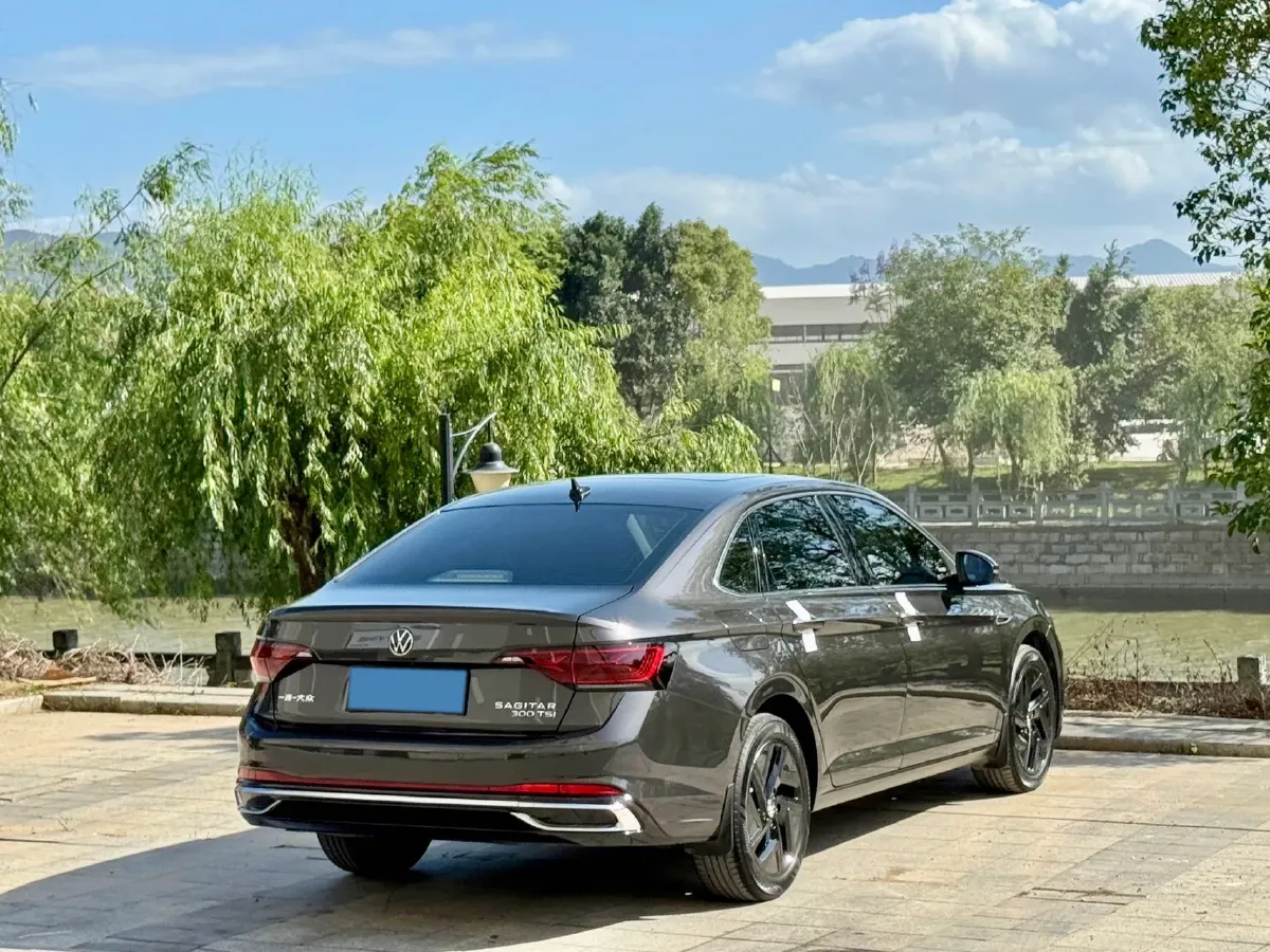 2023 Volkswagen Sagitar 1.5T 160HP L4 7DCT,autocango,china used car exporter,china ev exporter,chinese used car exporter,chinese used ev exporter
