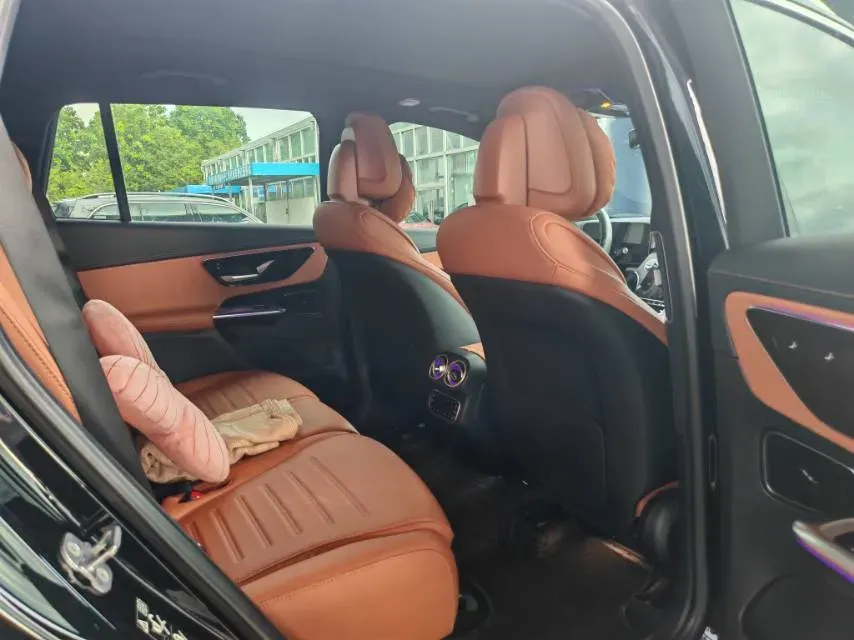 2023 Mercedes-Benz GLC Class 2.0T 258HP L4 9AT,autocango,china used car exporter,china ev exporter,chinese used car exporter,chinese used ev exporter