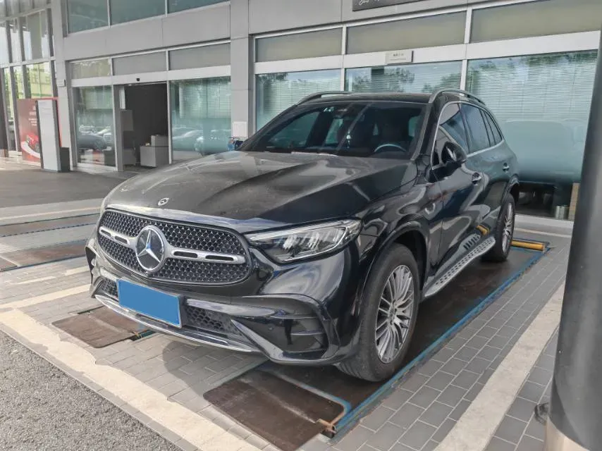 2023 Mercedes-Benz GLC Class 2.0T 258HP L4 9AT,autocango,china used car exporter,china ev exporter,chinese used car exporter,chinese used ev exporter