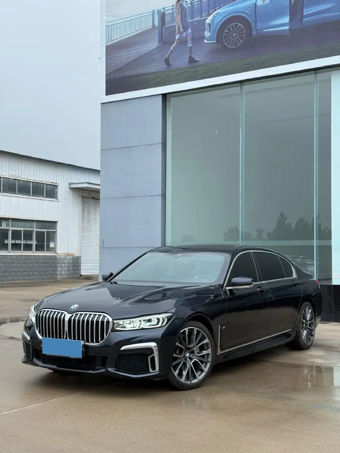 2021 BMW 7 Series 2.0T 265HP L4 8AT,autocango,china used car exporter,china ev exporter,chinese used car exporter,chinese used ev exporter