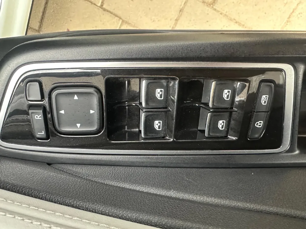 2023 Jetta VS7 1.4T 150HP L4 6AT,autocango,china used car exporter,china ev exporter,chinese used car exporter,chinese used ev exporter