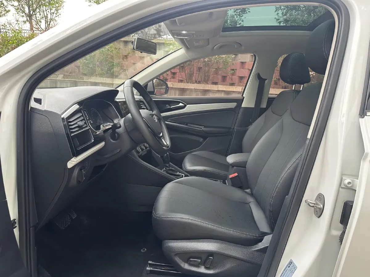 2023 Jetta VS7 1.4T 150HP L4 6AT,autocango,china used car exporter,china ev exporter,chinese used car exporter,chinese used ev exporter