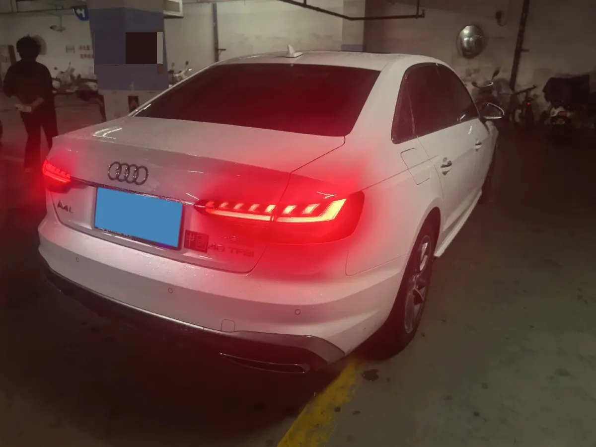 2020 Audi A4L 2.0T 150HP L4 7DCT,autocango,china used car exporter,china ev exporter,chinese used car exporter,chinese used ev exporter