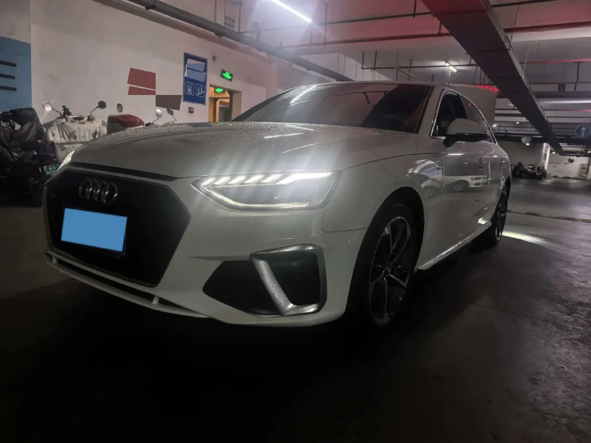 2020 Audi A4L 2.0T 150HP L4 7DCT,autocango,china used car exporter,china ev exporter,chinese used car exporter,chinese used ev exporter