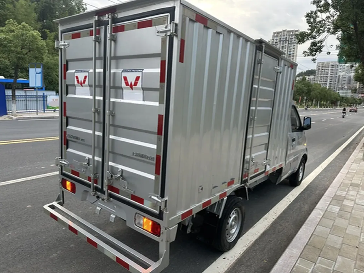 2023 WuLing RongGuang Mini Truck 1.5L 102HP L4 5MT,autocango,china used car exporter,china ev exporter,chinese used car exporter,chinese used ev exporter