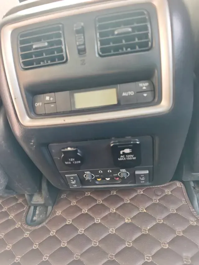 2016 Mercedes-Benz V Class 2.0T 211HP L4 7AT,autocango,china used car exporter,china ev exporter,chinese used car exporter,chinese used ev exporter