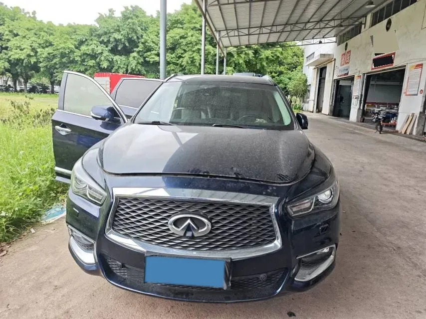 2016 Mercedes-Benz V Class 2.0T 211HP L4 7AT,autocango,china used car exporter,china ev exporter,chinese used car exporter,chinese used ev exporter