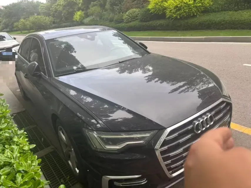 2019 Mercedes-Benz E Class 1.5T 184HP L4 9AT,autocango,china used car exporter,china ev exporter,chinese used car exporter,chinese used ev exporter