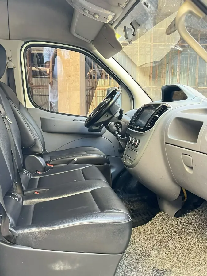 2021 MAXUS T70 2.0T 214HP L4 6MT,autocango,china used car exporter,china ev exporter,chinese used car exporter,chinese used ev exporter