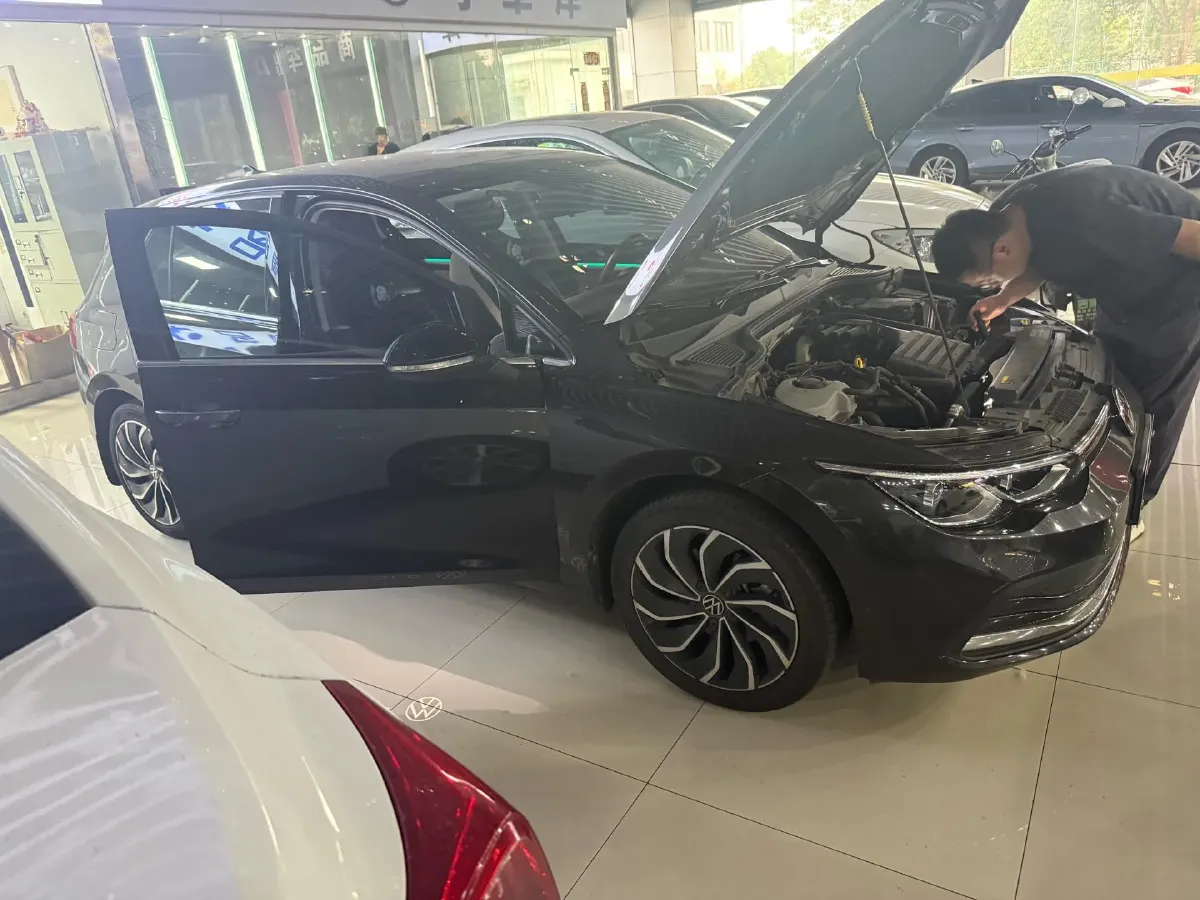 2021 Volkswagen Golf 1.4T 150HP L4 7DCT,autocango,china used car exporter,china ev exporter,chinese used car exporter,chinese used ev exporter