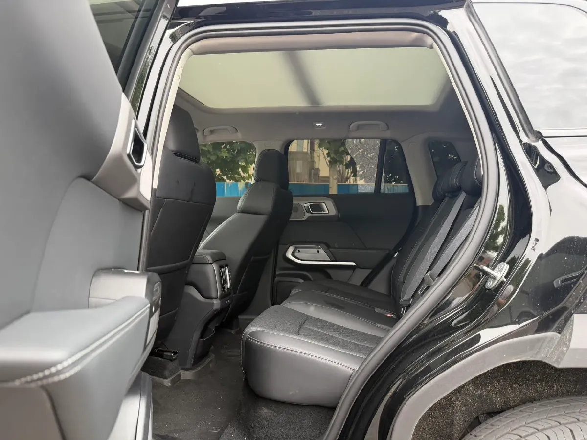 2025 FangChengBao Tai 3 BEV,autocango,china used car exporter,china ev exporter,chinese used car exporter,chinese used ev exporter